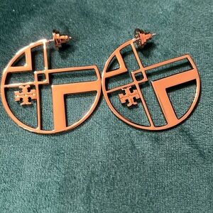 NWOT Tory Burch Hoop Earrings